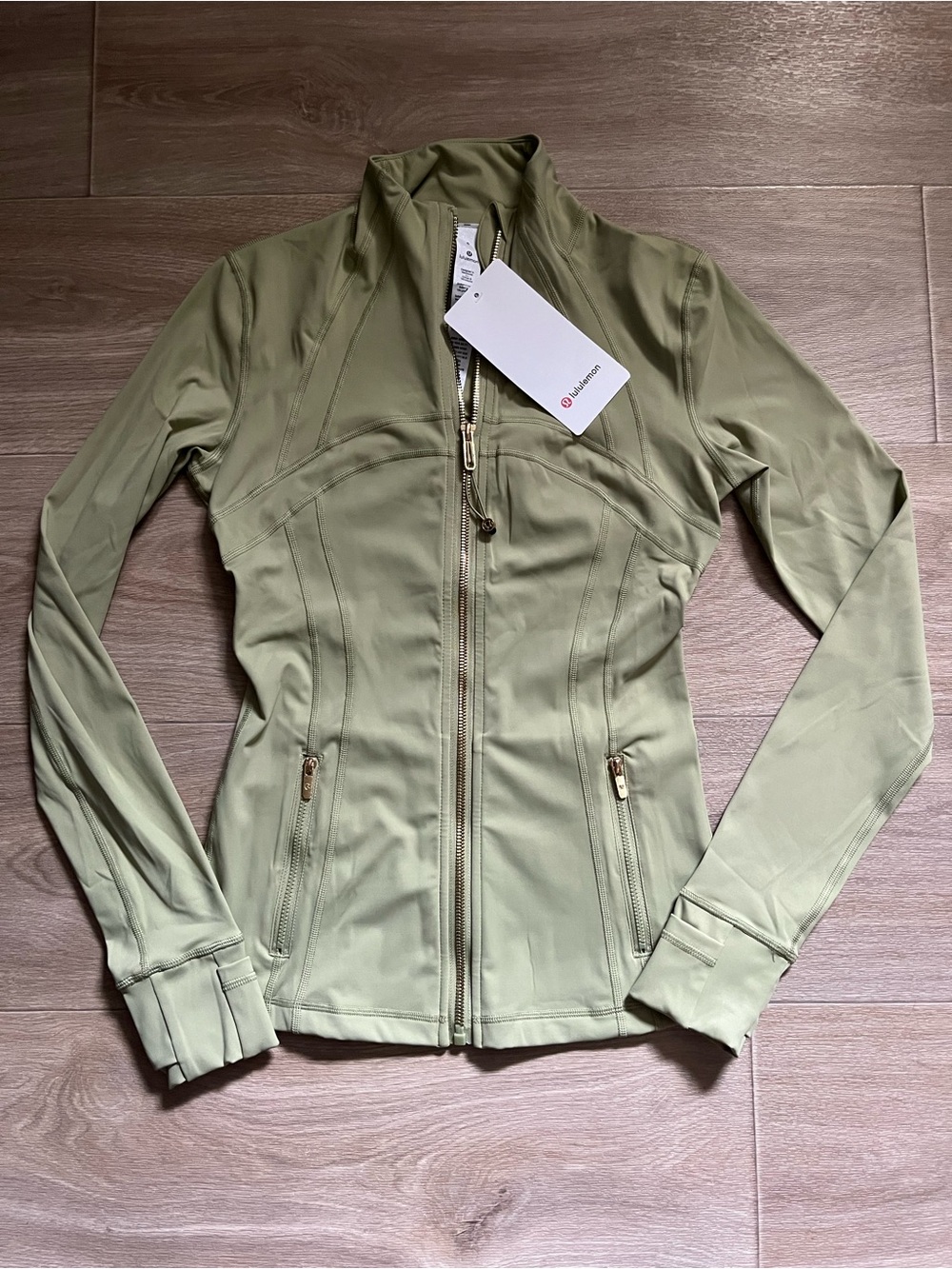 Lululemon Green Define Jacket Nulu NWT - Size 6